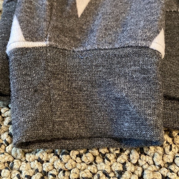 NWOT Grayson Threads Gray & White Long Sleeved Shirt Size XS - Picture 3 of 8